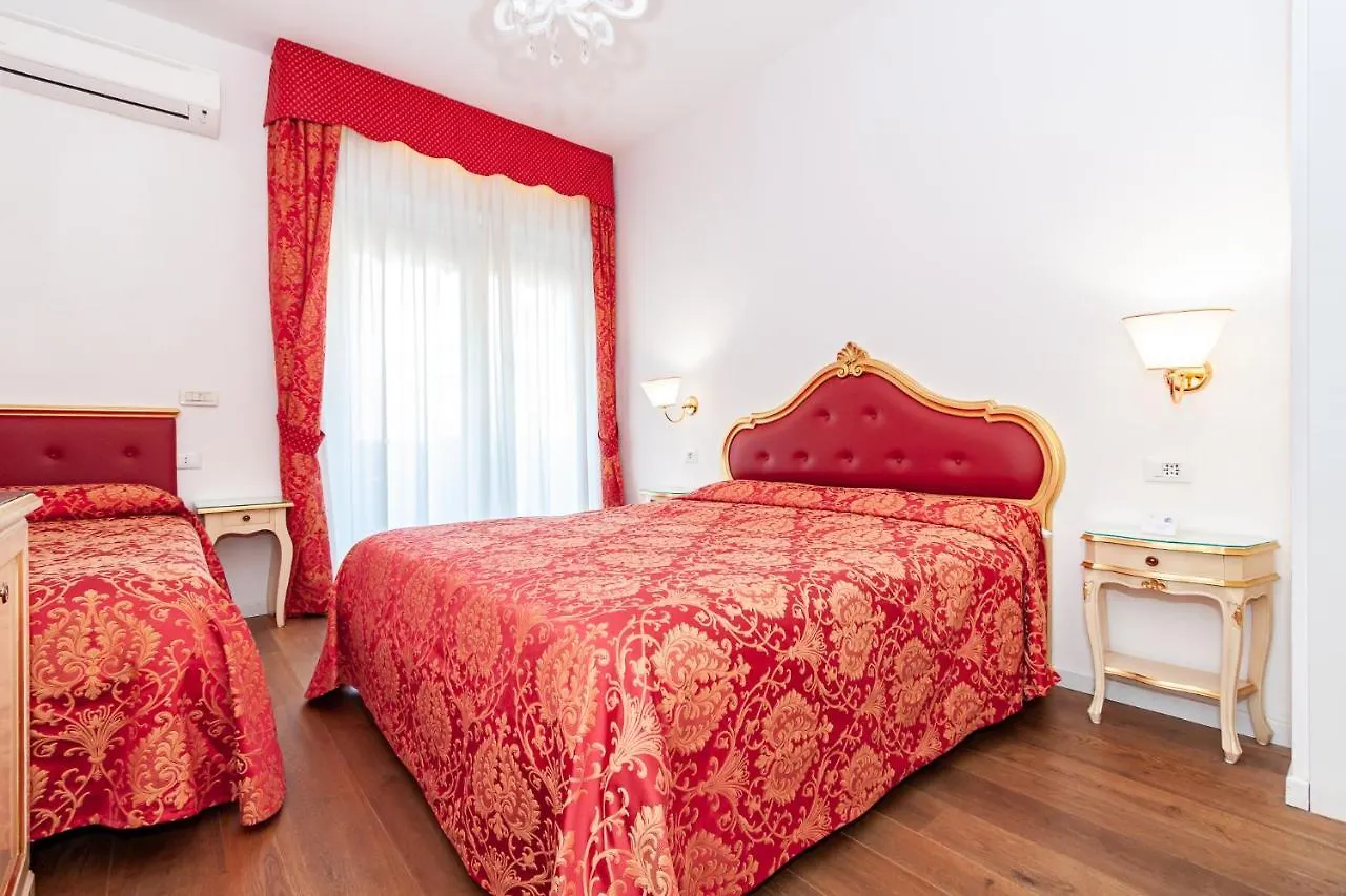 Ca\' Rebeka Venice - Atika & Atif contacts