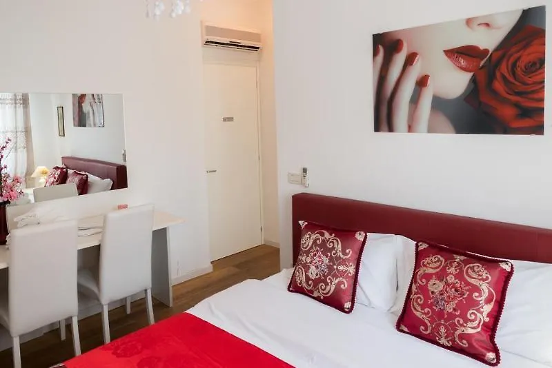 Ca' Rebeka Venice - Atika & Atif Mestre Guest house